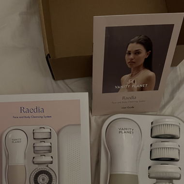 VANITY PLANET Cleansing Brush