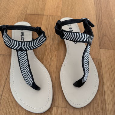 Chicoree Sandalen Gr. 39
