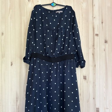 Kleid von Mint & Berry, Grösse 40