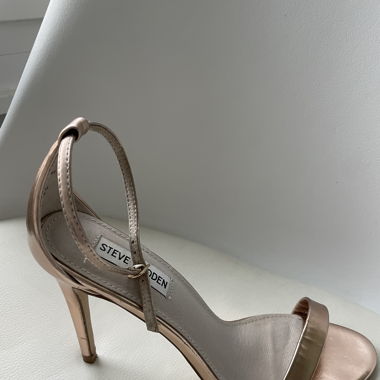 Talons Steve Madden dorés