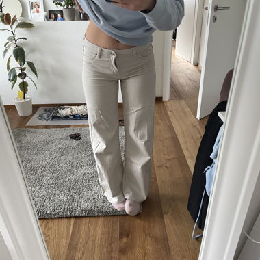 Jeans taille basse, jambe large