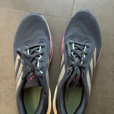 Joggingschuh Supernova Adidas Gr 42.5