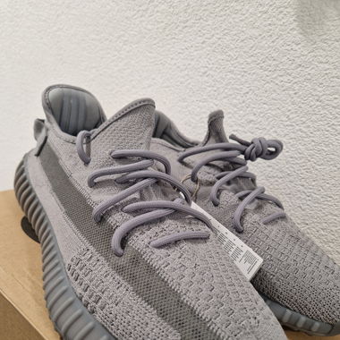 Yezzy V2 350 Steel Grey
