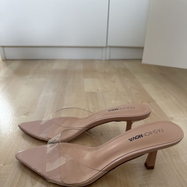 Absatzt Schuh