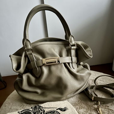 Sac à main Burberry avec dustbag
