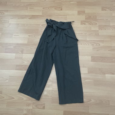 ZARA WOMAN grey paperbag culotte pants XS