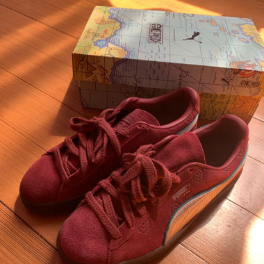 PUMA x ONE PIECE Suede Der rote Shanks