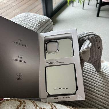 Ideal of Sweden - Mirror Case (iPhone 13/14)