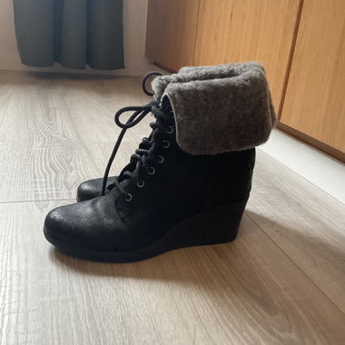 UGG Shoes