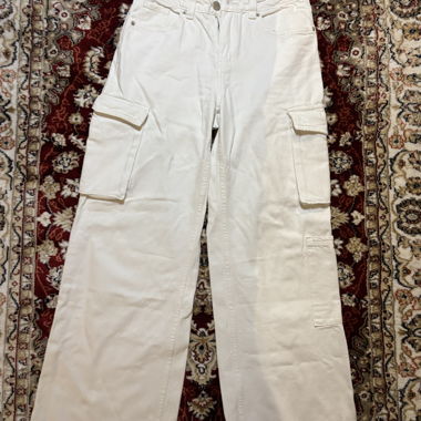FB Sister Cargo White
