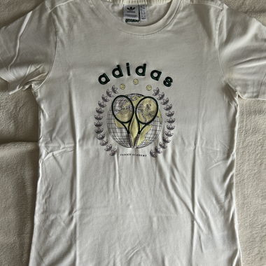 Adidas T-Shirt