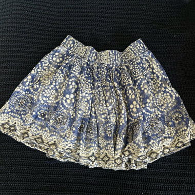 Jupe mini bleu marine avec perles