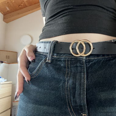 Ceinture noire avec boucle doré 
