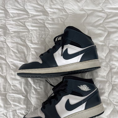 BLUE MARINE AIR JORDAN SNEAKERS 