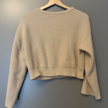 Beiger Pullover