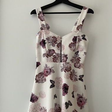 Kleid