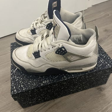 Authentic Air Jordan 4 Size 44