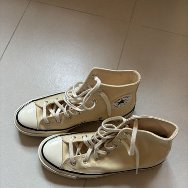 Converse pastel yellow size 39
