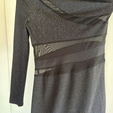 Schwarzes Glitzerkleid