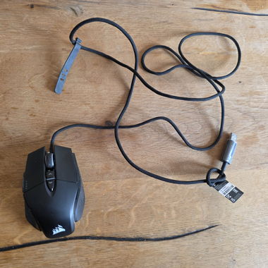 Mouse da gaming cablata Corsair (tasto Sniper)
