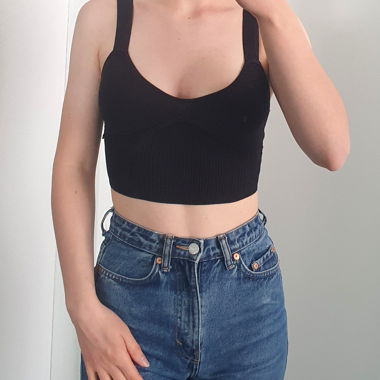 Top corto nero