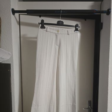Pantalon à fines rayures