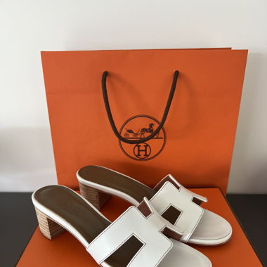Hermes slippers 