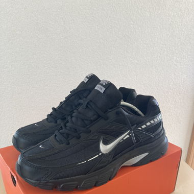 Nike Initiator Black