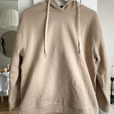Kapuzenpulli mit Print 