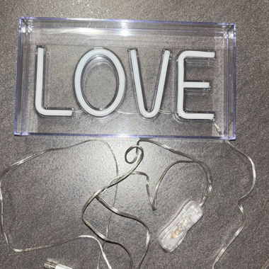 Neonlampe LOVE rosa violett