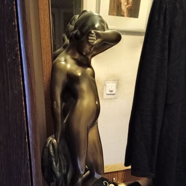 Statue