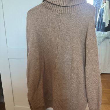 Oversized turtleneck sweater