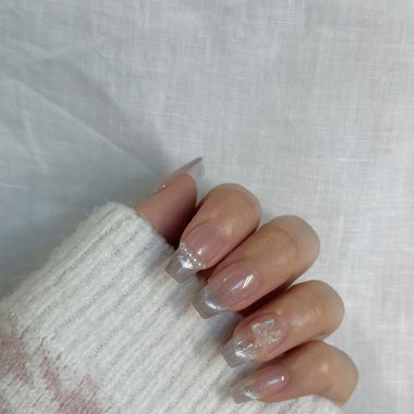 Feline Flutter Press-on Nails