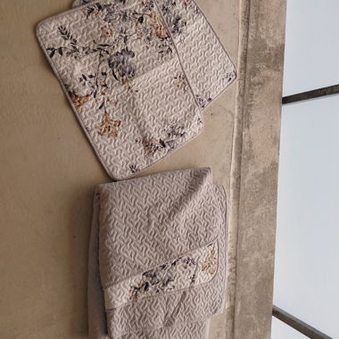 Set copriletto imbottito trapuntato