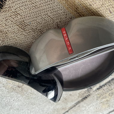 Lunettes de Prada