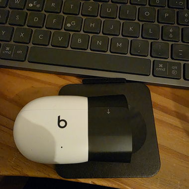 Beats Studio Buds 