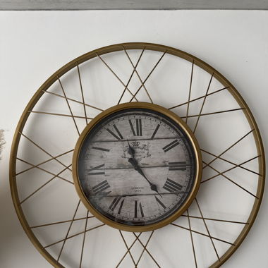 Wanduhr