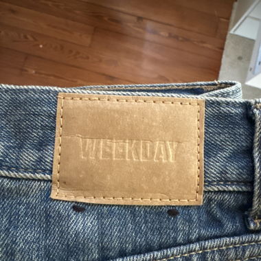Jeans di denim WEEKDAY