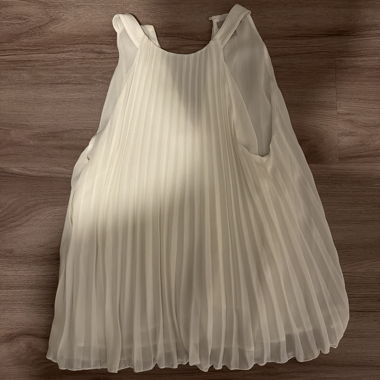 Top plissé senza maniche crema