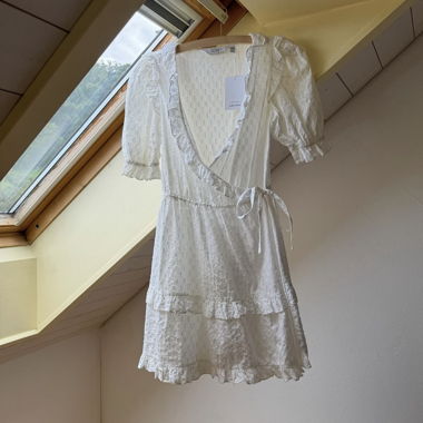 Robe à volants &other stories