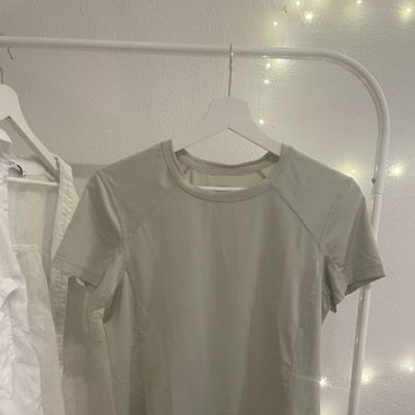 sports shirt