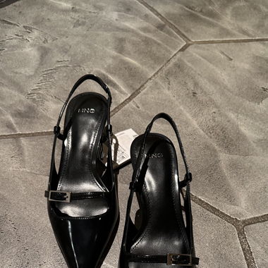 Kittyheels mit Schnalen 