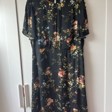 Floral black dress