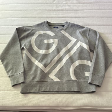 GANT sweater