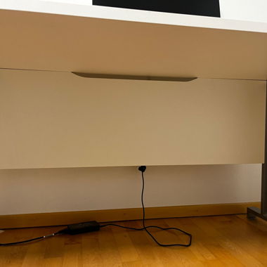 Schreibtisch