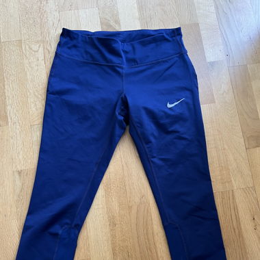 3/4 Nike tights