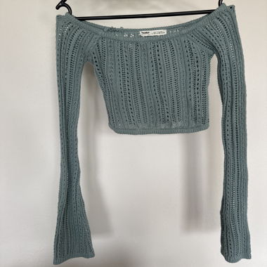 Bauchfreier Strickpullover