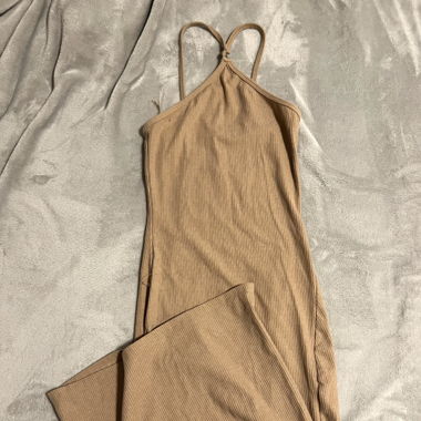 Hellbraunes Bodycon-Kleid – Elegant & Figurbetont