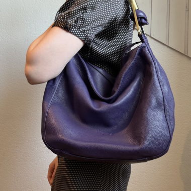 Borsa a mano viola in pelle AES