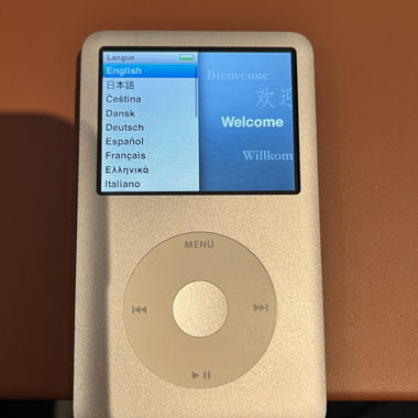 Apple iPod classic 80 GB silber